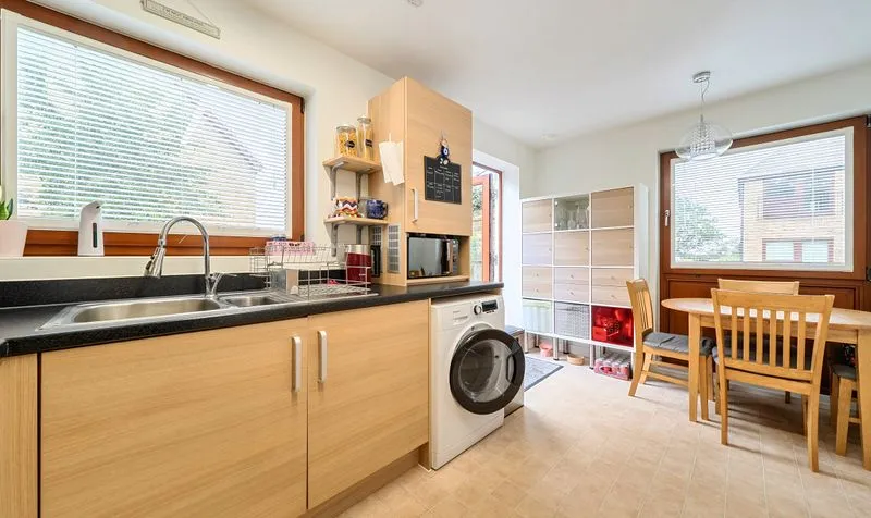 Pelman Way, Epsom, KT19, photo 8