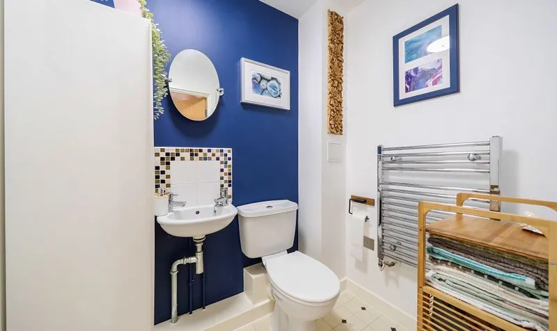Pelman Way, Epsom, KT19, photo 9