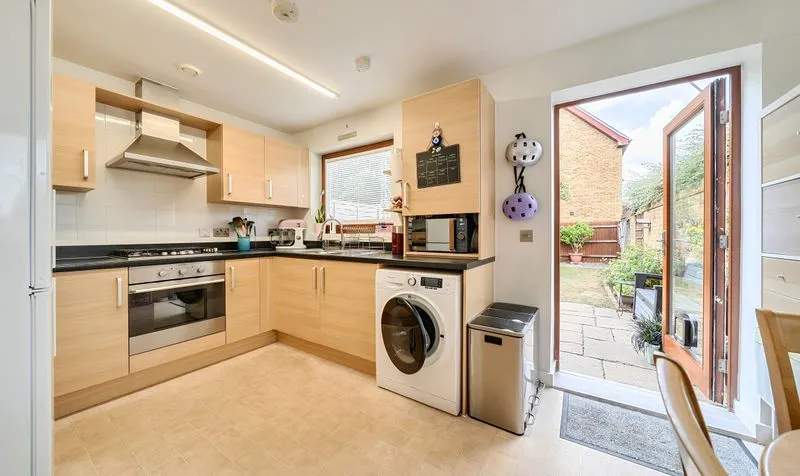 Pelman Way, Epsom, KT19, photo 7