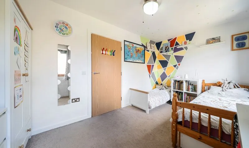 Pelman Way, Epsom, KT19, photo 13