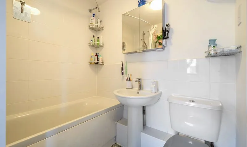 Pelman Way, Epsom, KT19, photo 15