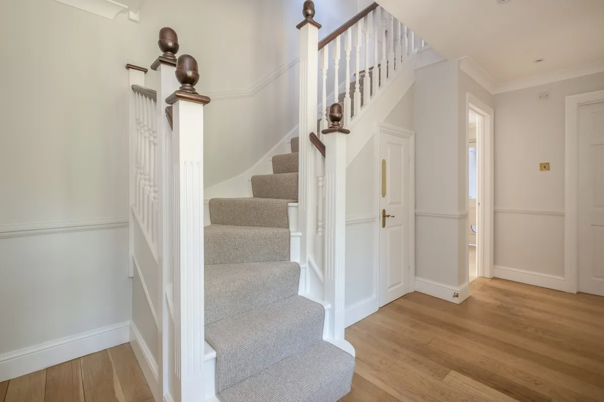 Bainbridge Close, Richmond TW10, photo 7
