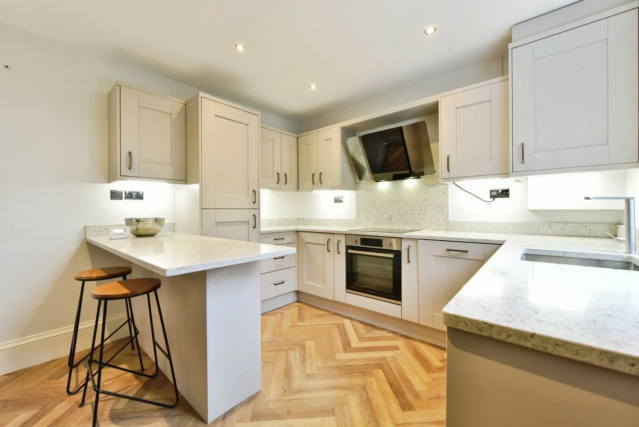 4 bed house for sale — Handsworth Road, Sheffield, South Yorkshire, S9