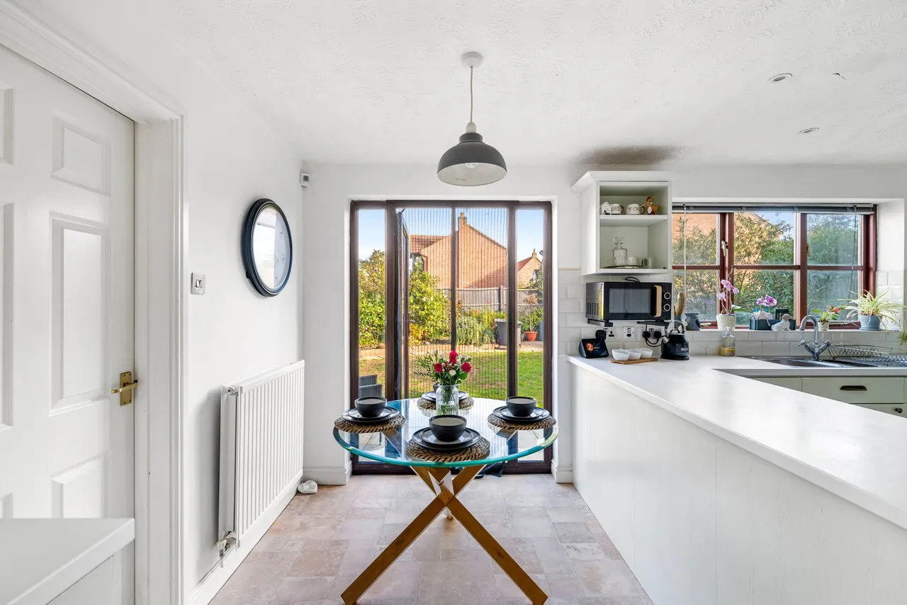 Moore Close, Claypole, photo 6