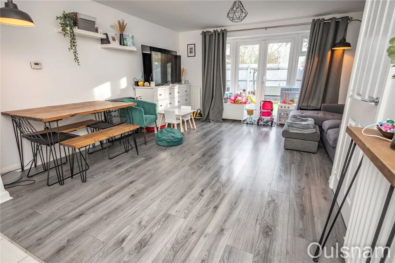 Kingcup Close, Catshill, Bromsgrove, Worcestershire, B61 0GH, photo 2