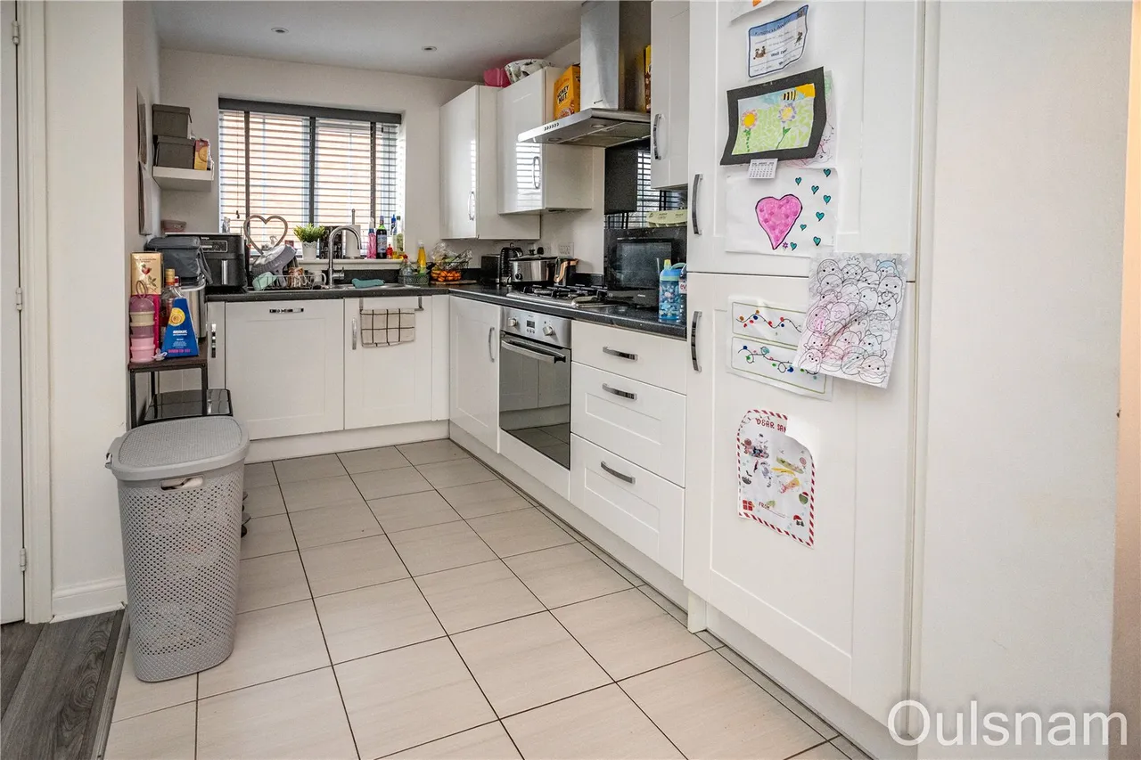 Kingcup Close, Catshill, Bromsgrove, Worcestershire, B61 0GH, photo 3