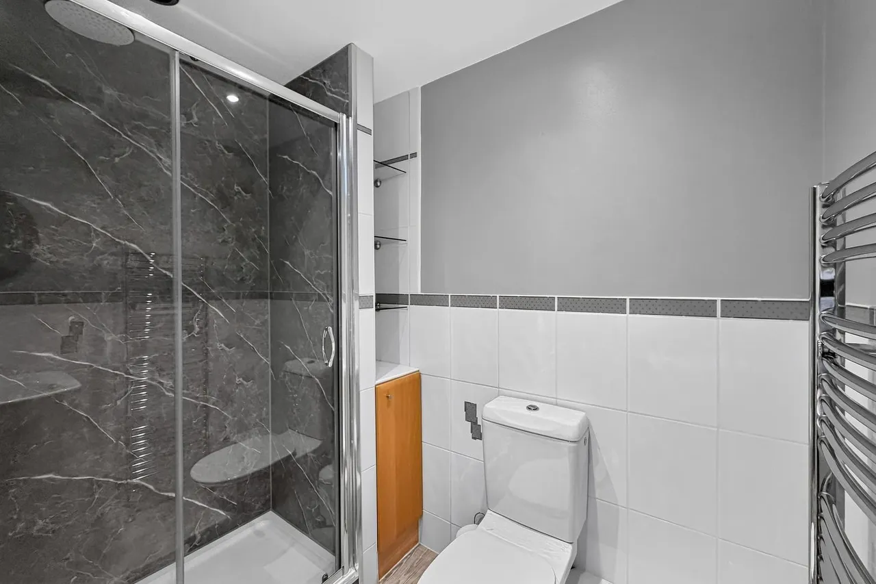 Ashwood Bowdon, Altrincham WA14 3DN, photo 31