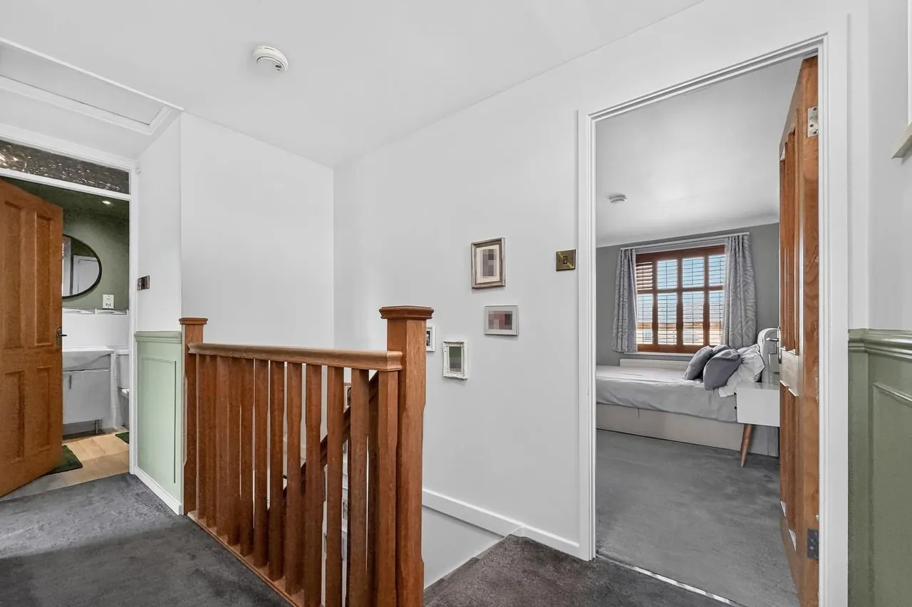 Ashwood Bowdon, Altrincham WA14 3DN, photo 26