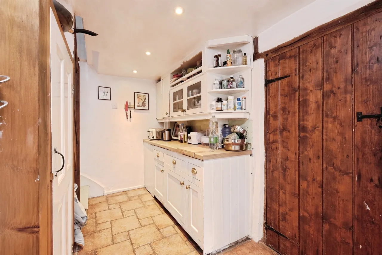 Whitestone, Hereford, HR1, photo 6
