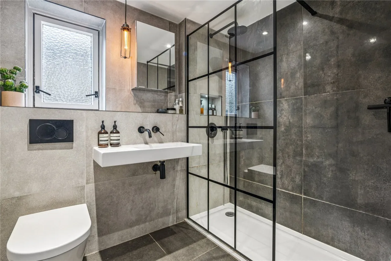 Harbut Road, London, SW11, photo 11