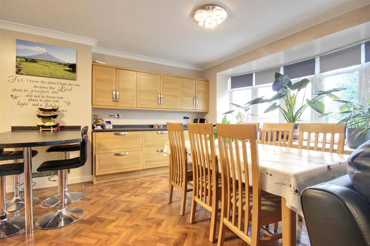 South Ella Way, Kirk Ella, Hull, photo 5