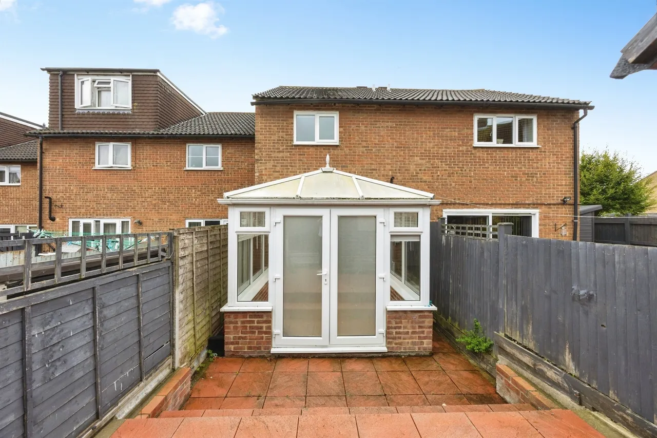 Hawks Way, Ashford, photo 12