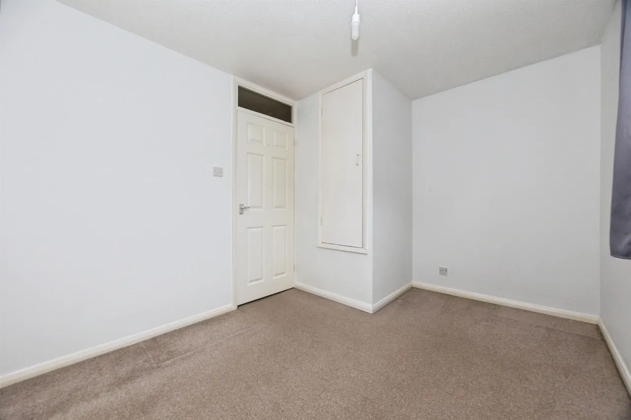 Hawks Way, Ashford, photo 10