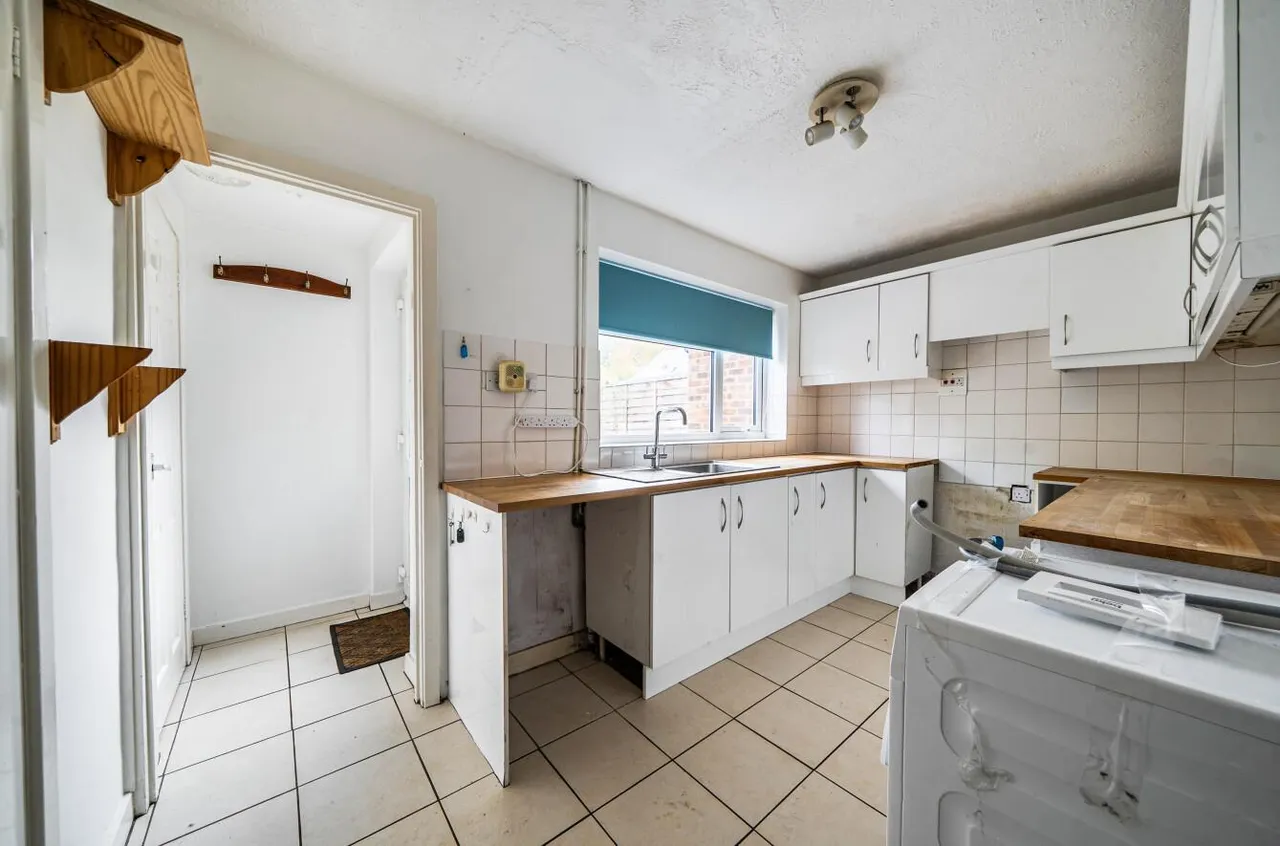Longlands Way, Camberley, photo 6