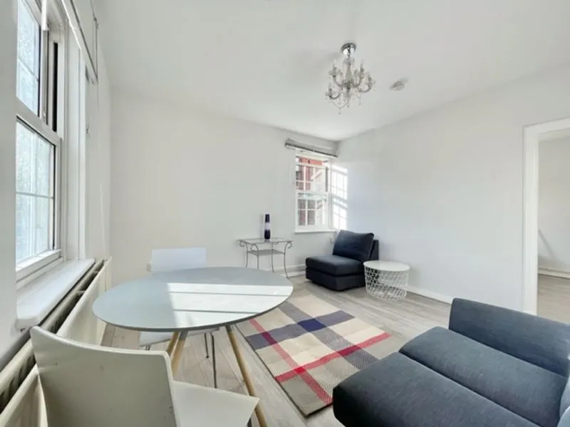 Doddington Grove, London SE17 3TB, photo 2