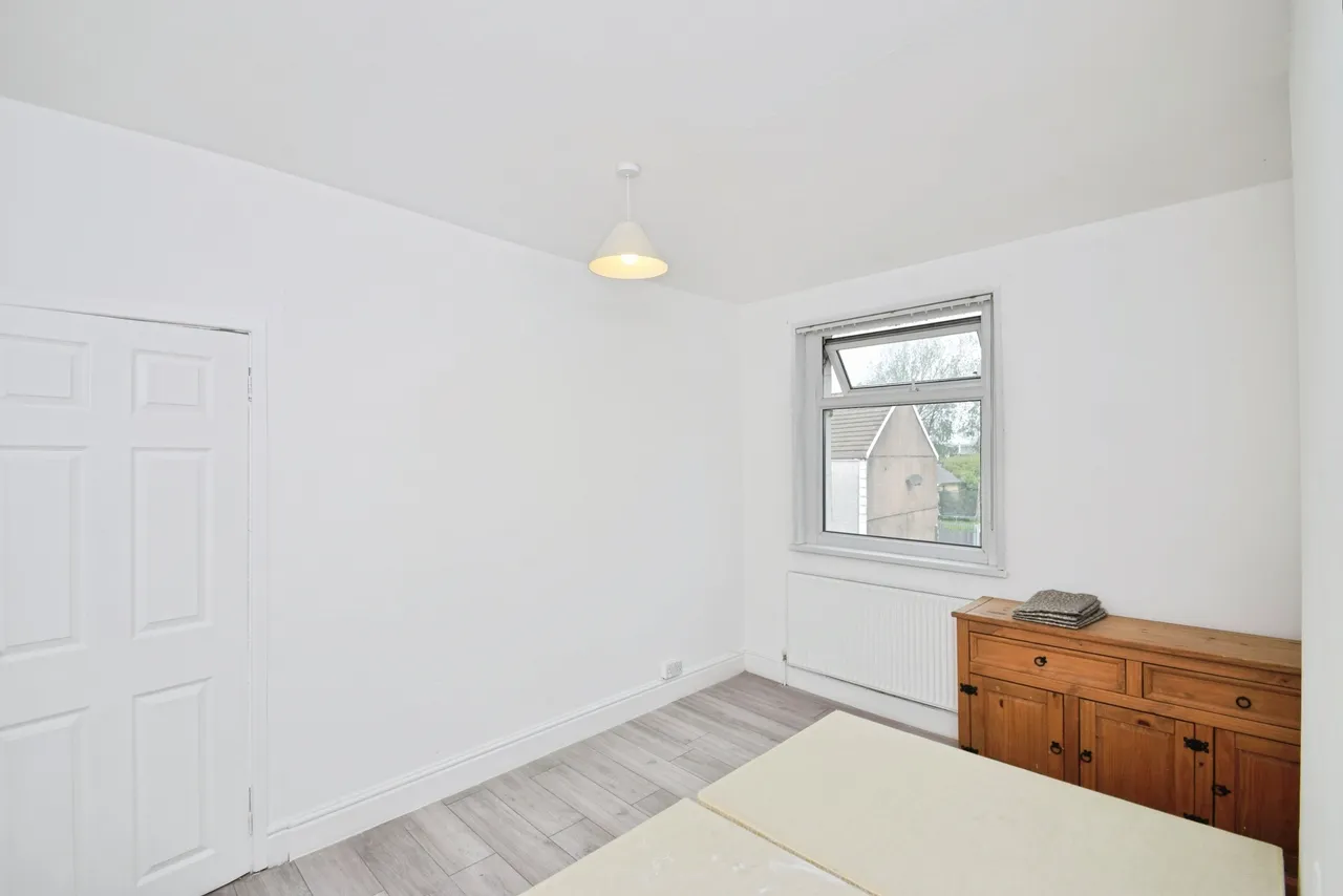 Carmarthen Road, Swansea, SA5, photo 8