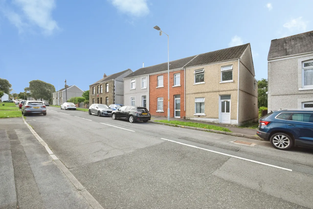 Carmarthen Road, Swansea, SA5, photo 40