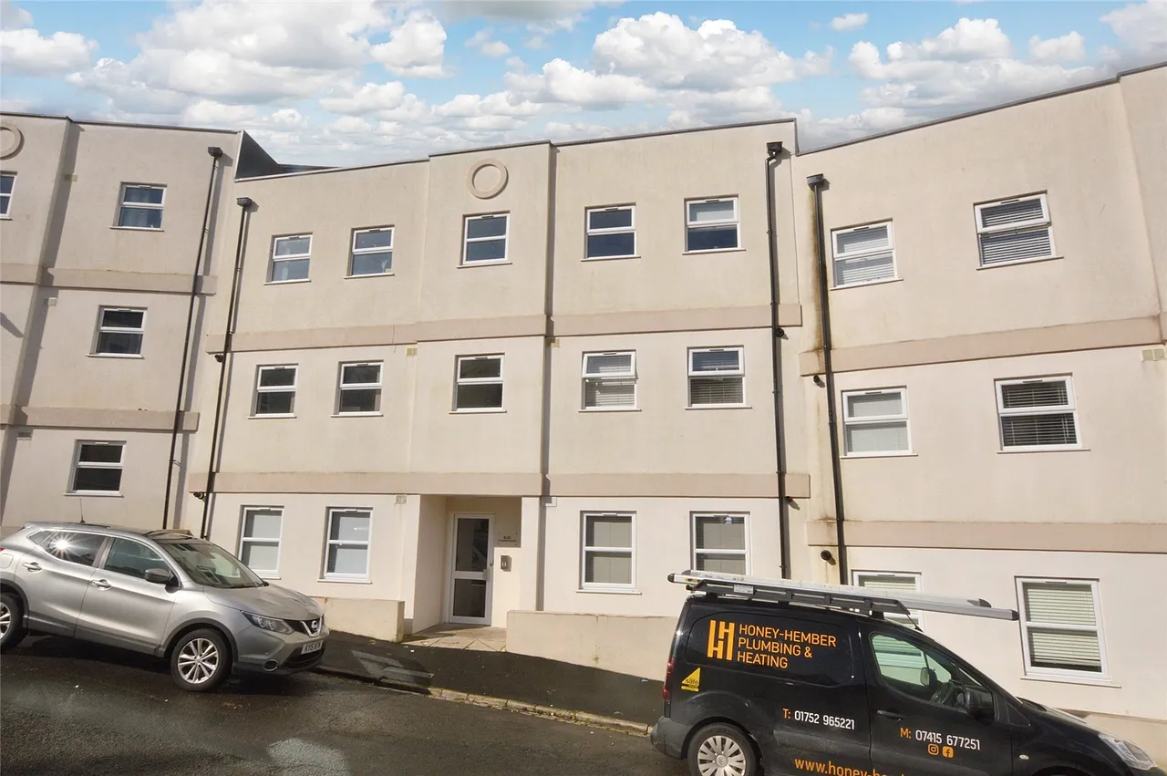 2 bed property for sale — Arundel Crescent, Plymouth, Devon, PL1
