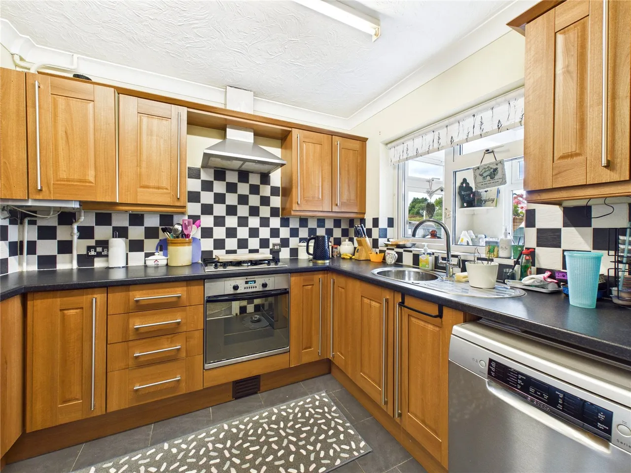 Old Kirton Road, Trimley St. Martin, IP11, photo 4