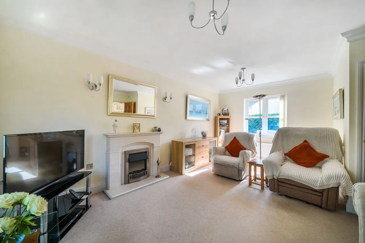 Station Road, New Milton, BH25, photo 8