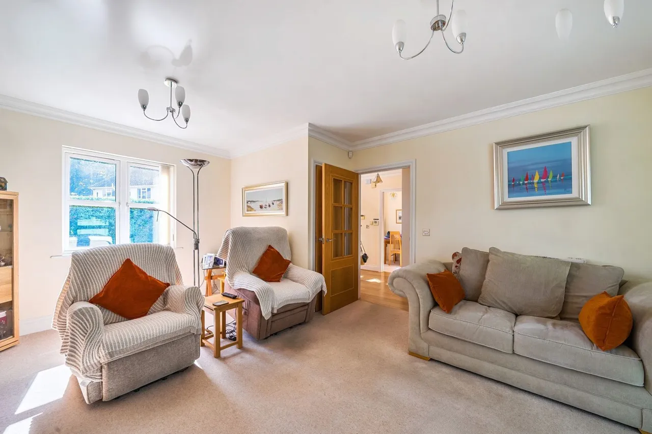 Station Road, New Milton, BH25, photo 9
