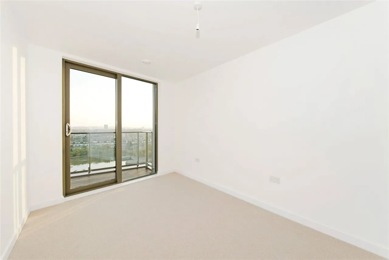 The Highway, Wapping, E1W, photo 4