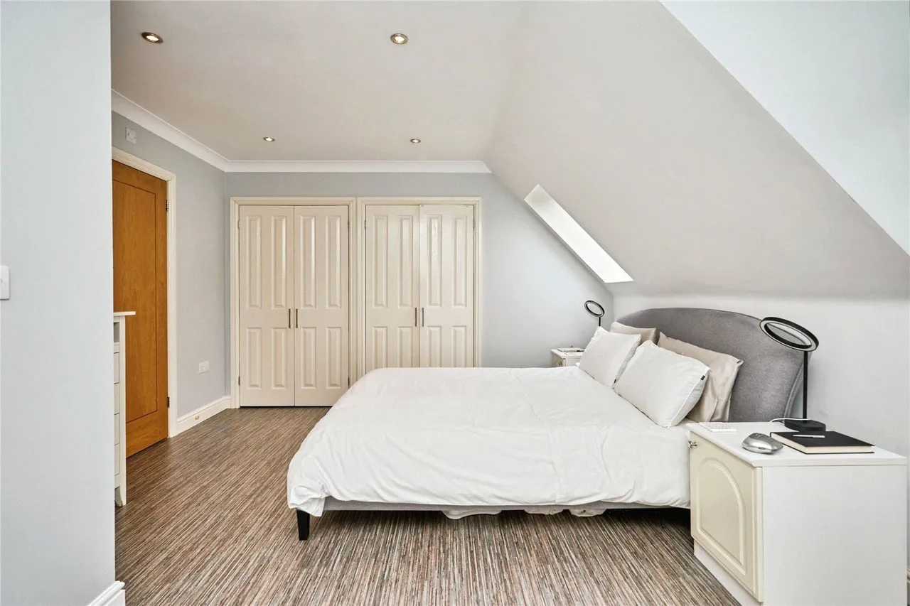 Elenors Grove, Fishbourne, PO33, photo 10