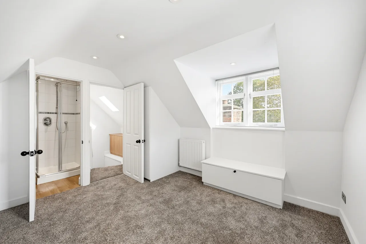 Holyoake Walk, Ealing, W5, photo 15