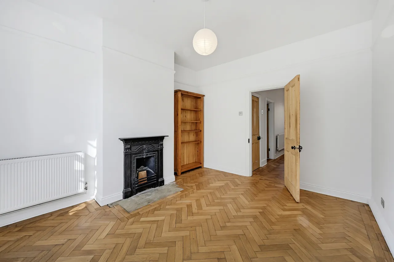 Holyoake Walk, Ealing, W5, photo 11