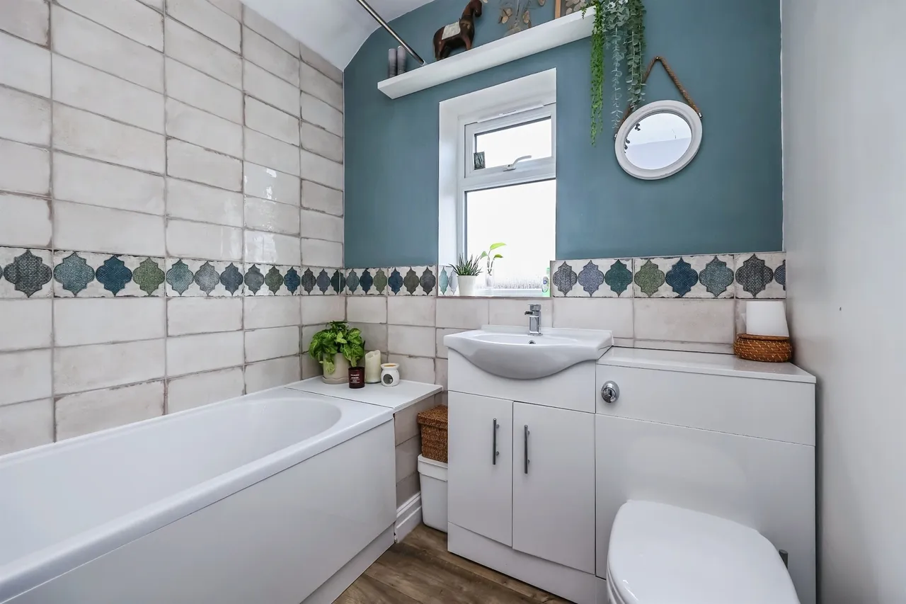 Spring Street, Hucknall, NG15, photo 16