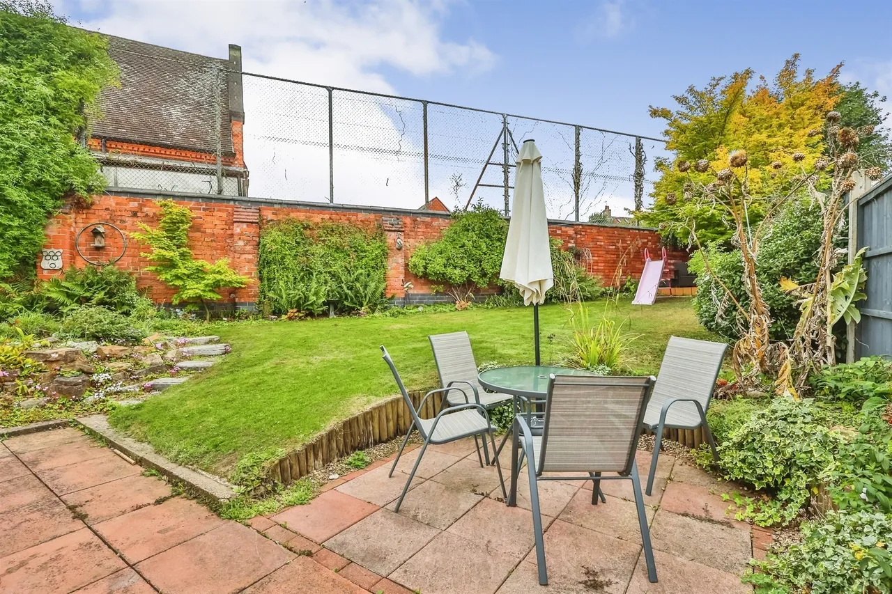 Spring Street, Hucknall, NG15, photo 19