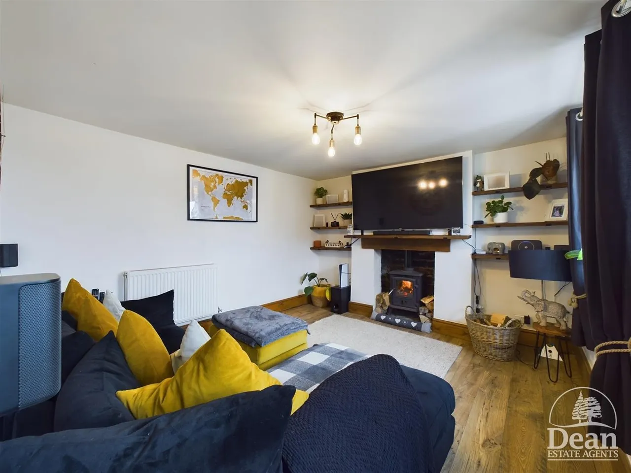 Meendhurst Road, Cinderford, photo 2