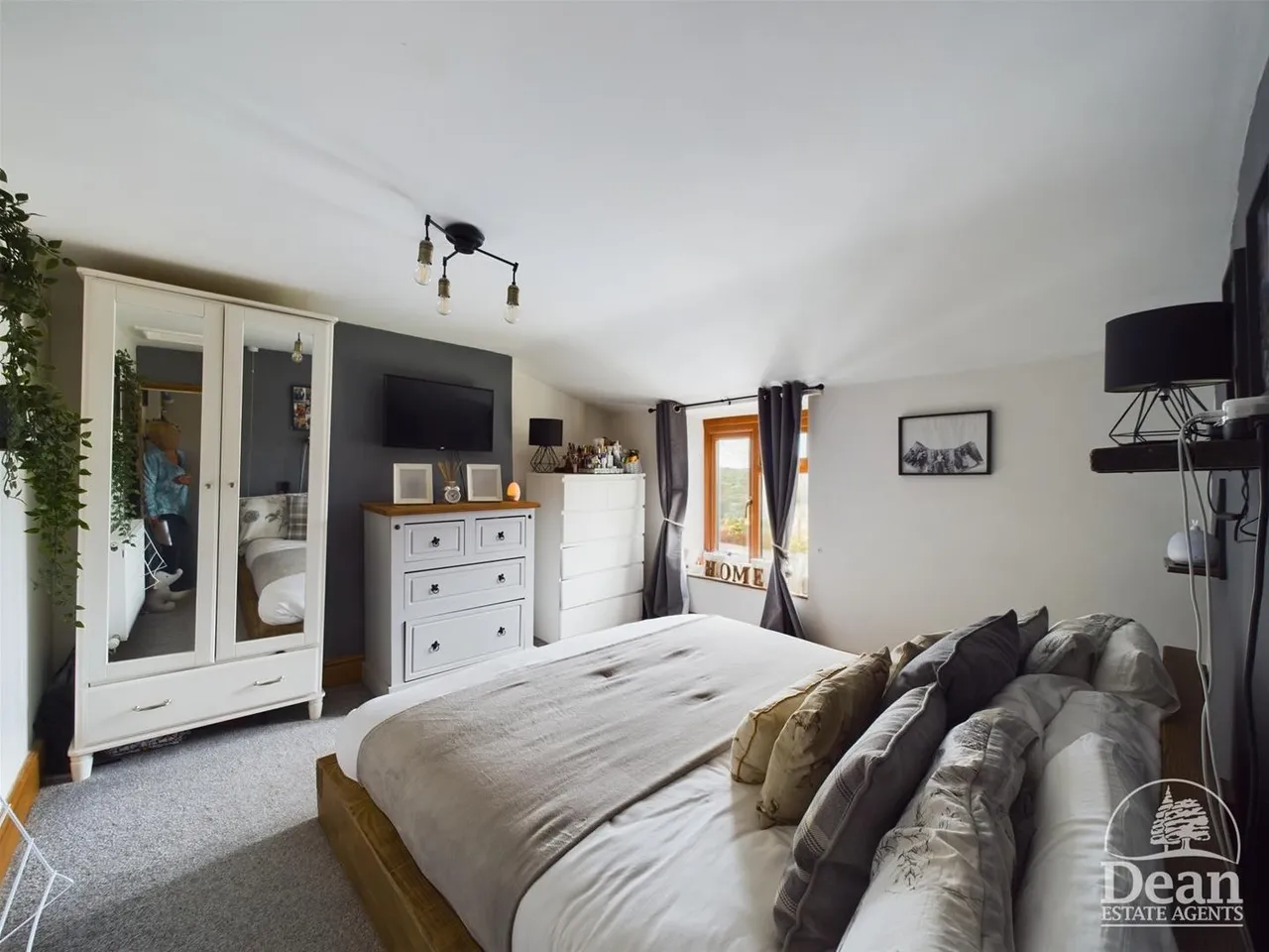 Meendhurst Road, Cinderford, photo 18