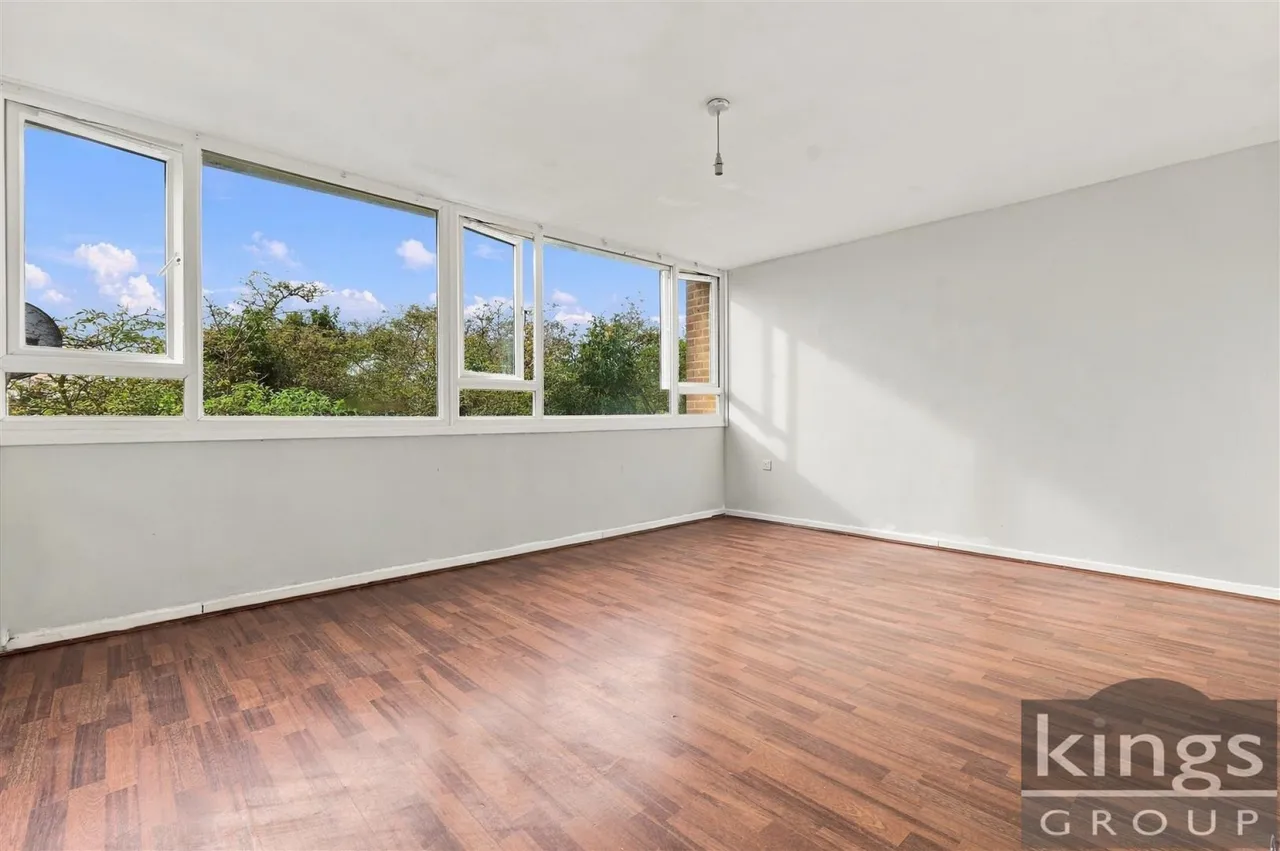 Bowood Road, Enfield, photo 3