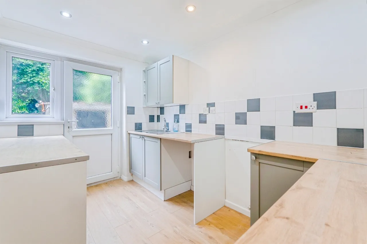 Oakleafe Drive, Pontprennau, Cardiff, photo 5