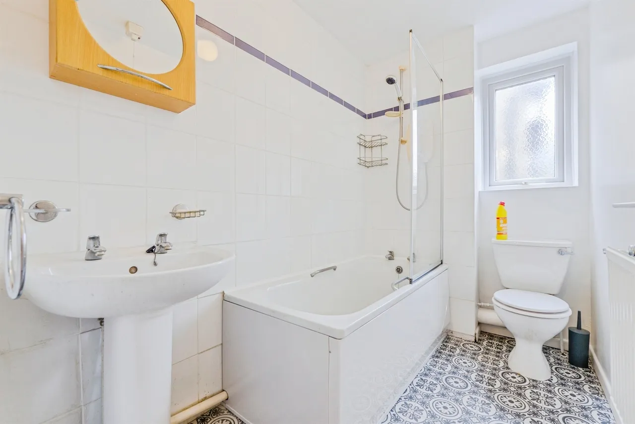 Oakleafe Drive, Pontprennau, Cardiff, photo 10