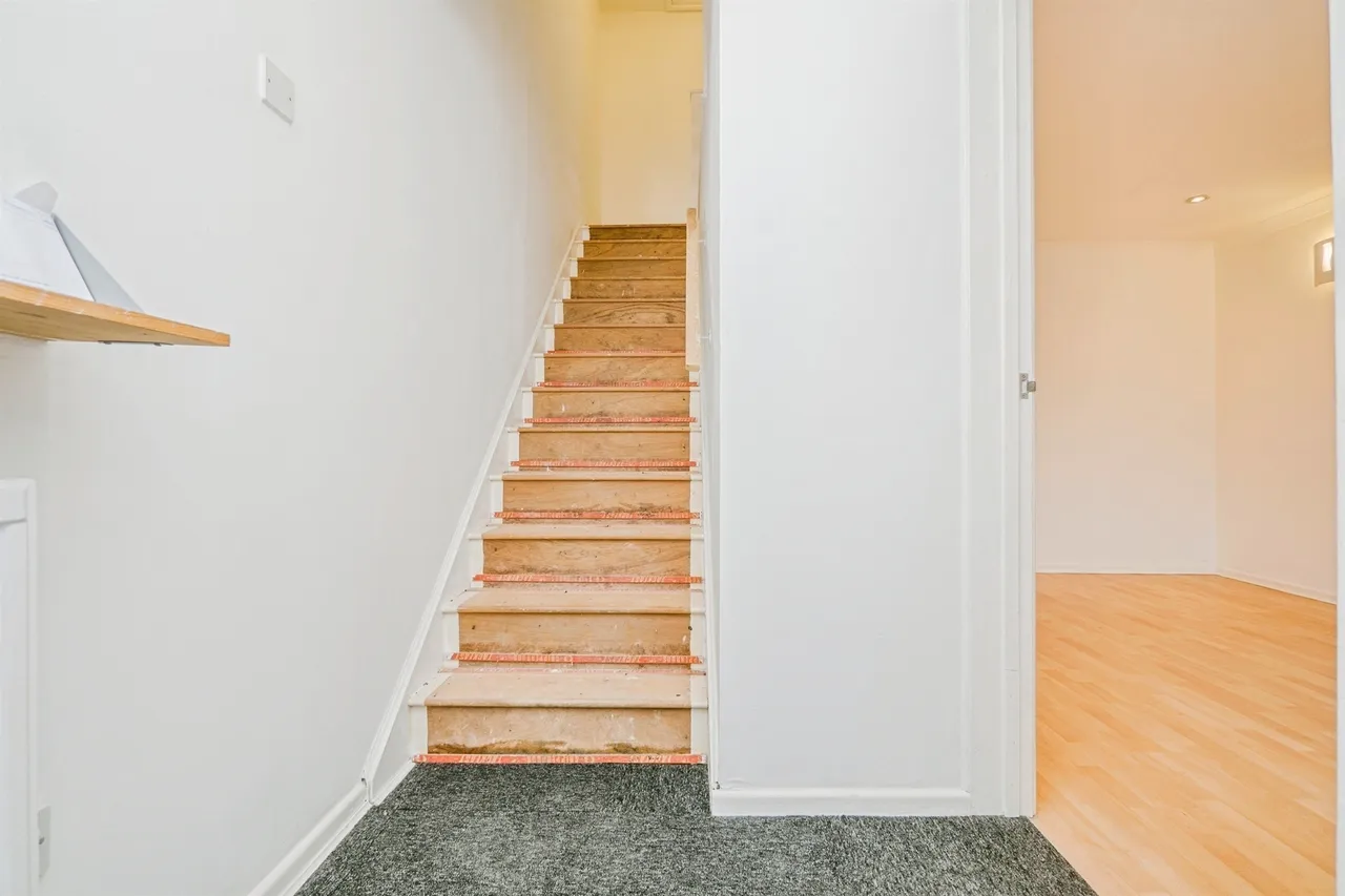 Oakleafe Drive, Pontprennau, Cardiff, photo 2