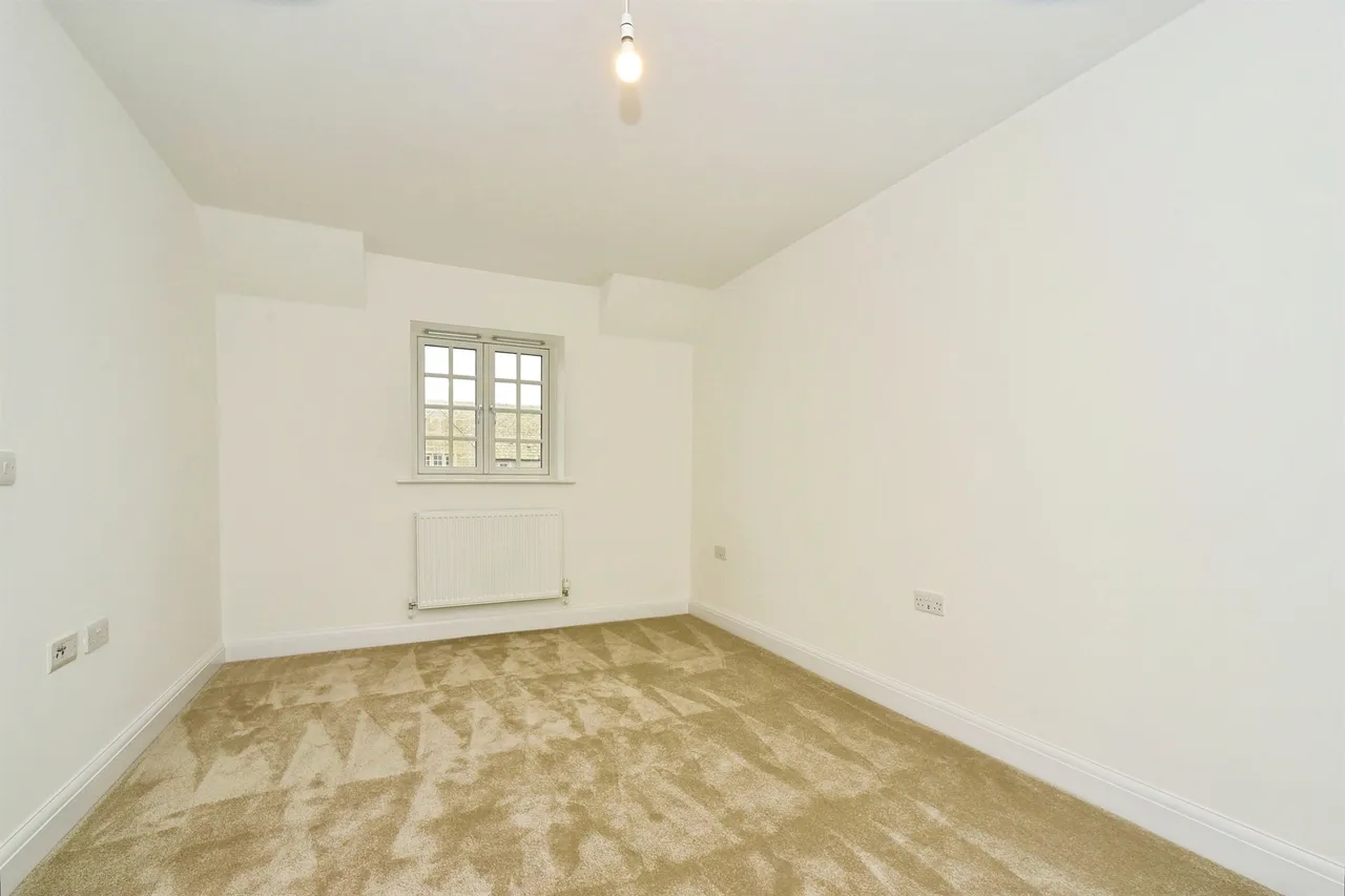 Ampney Meadows, Down Ampney, Cirencester, photo 9