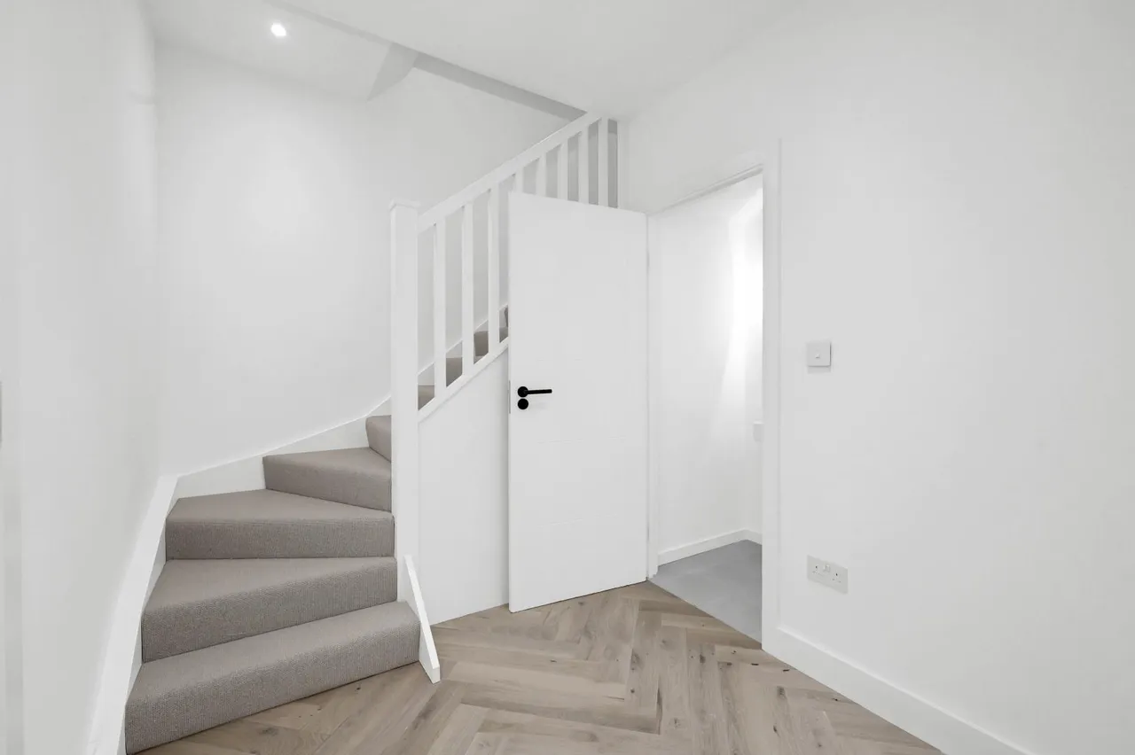 Gordon Road, London, W5 2AR, photo 15