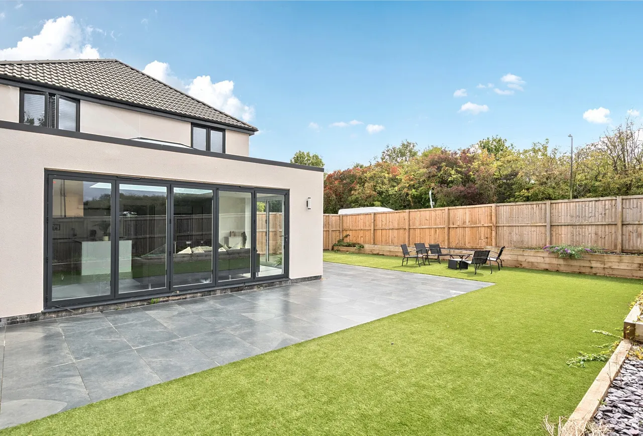Filton Lane, Gloucestershire, Stoke Gifford, BS34 8QN, photo 2