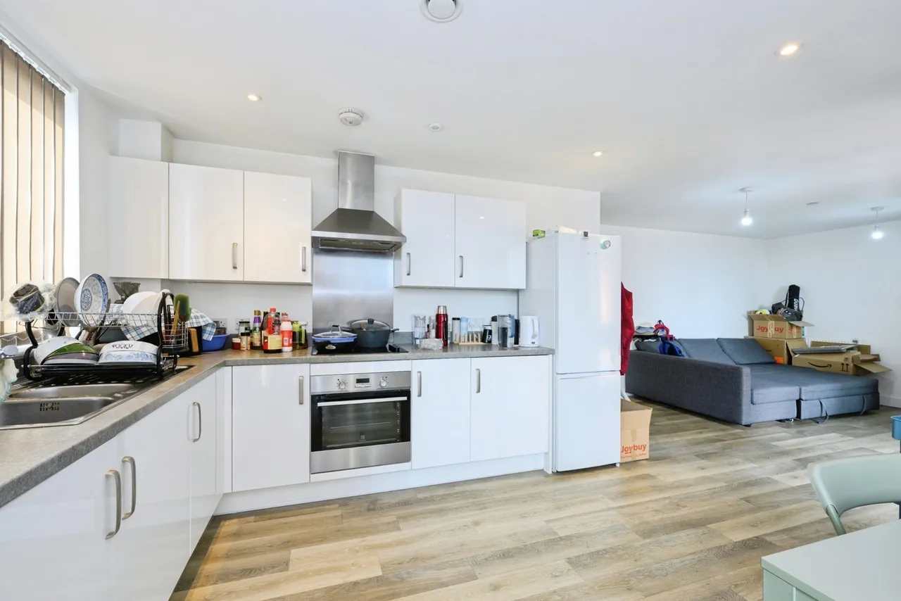 High Street, Sutton, SM1, photo 15