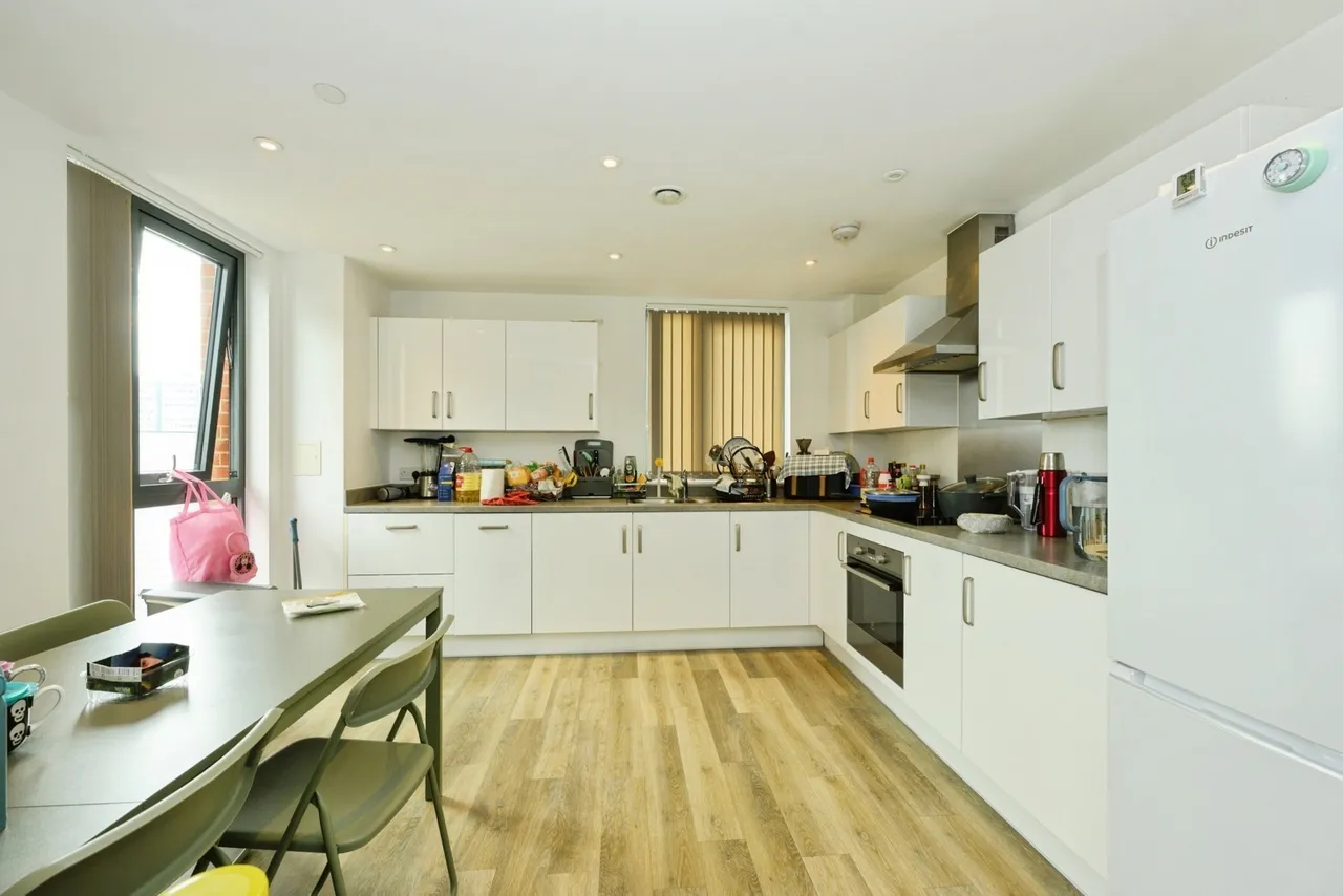 High Street, Sutton, SM1, photo 11