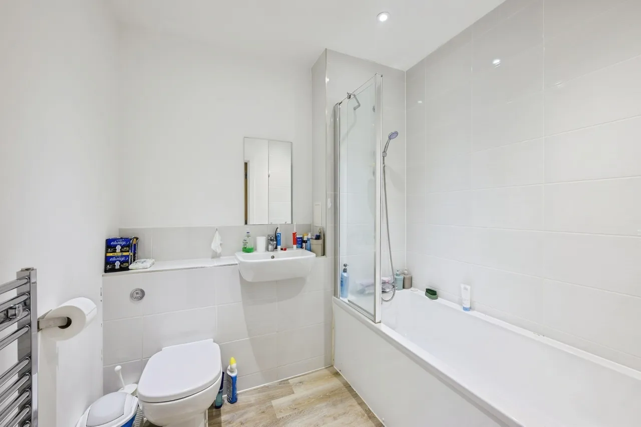 High Street, Sutton, SM1, photo 21