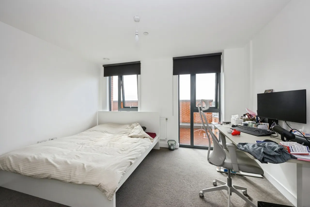 High Street, Sutton, SM1, photo 25