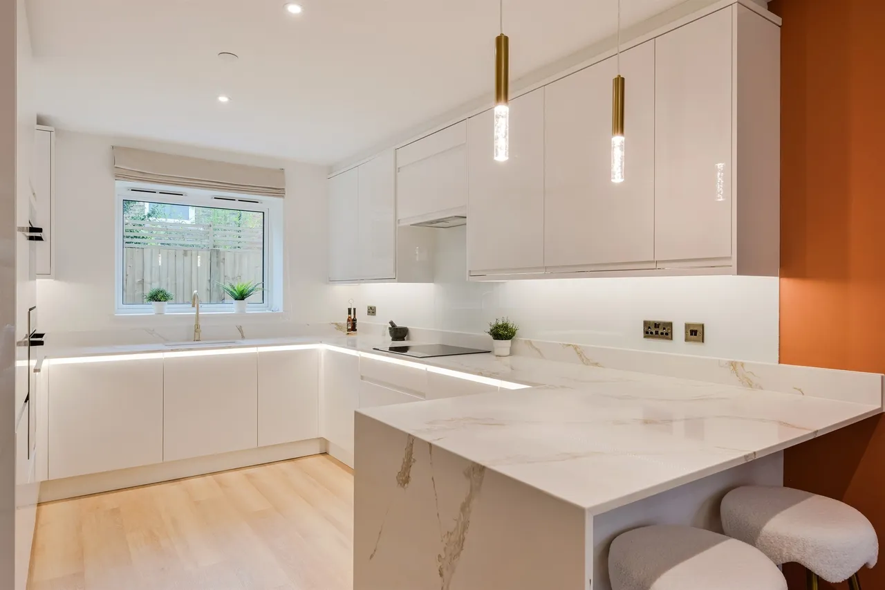 Fenham Road, London, photo 5