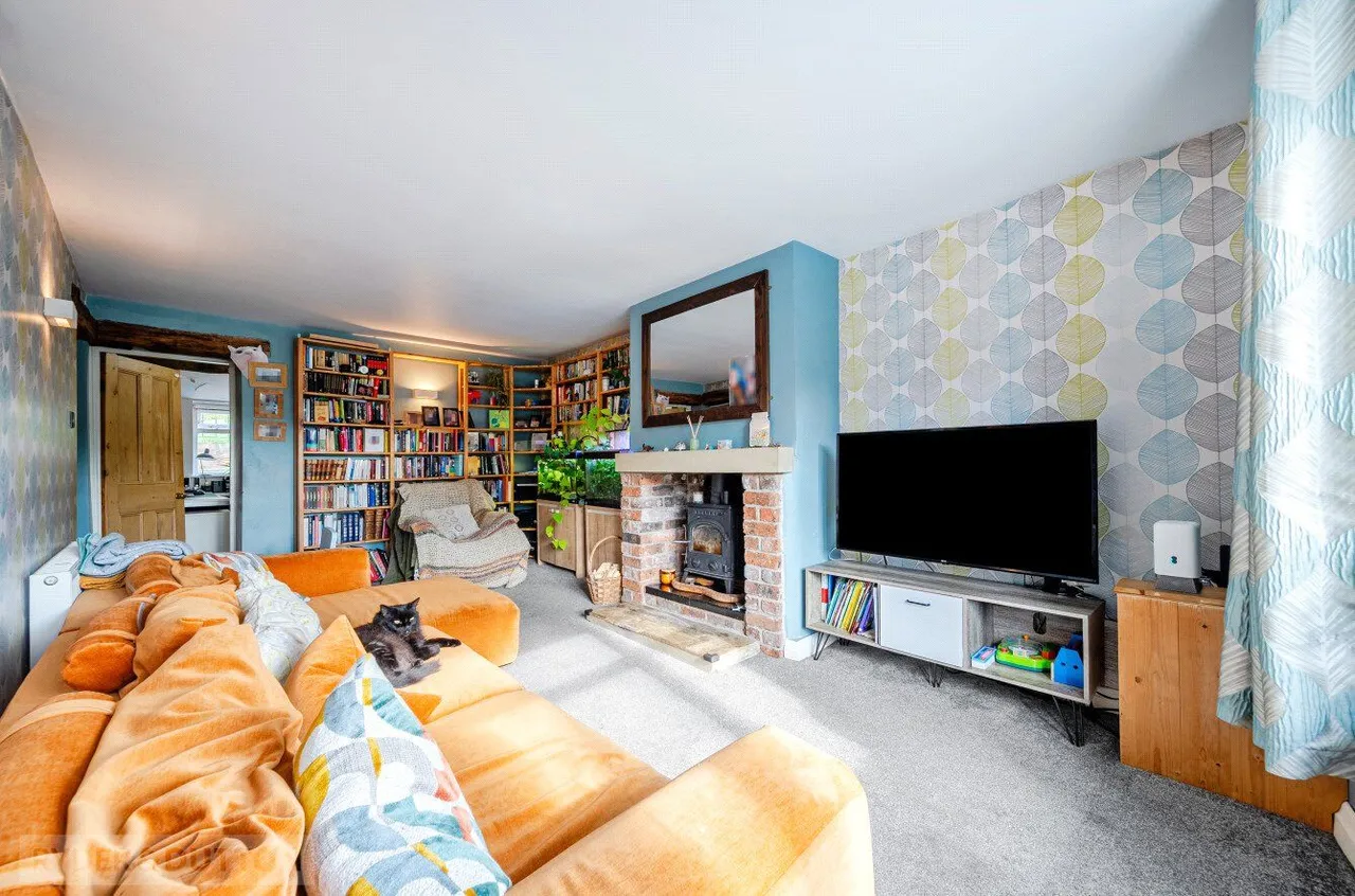 Netheroyd Hill Road, Cowcliffe, HD2, photo 5