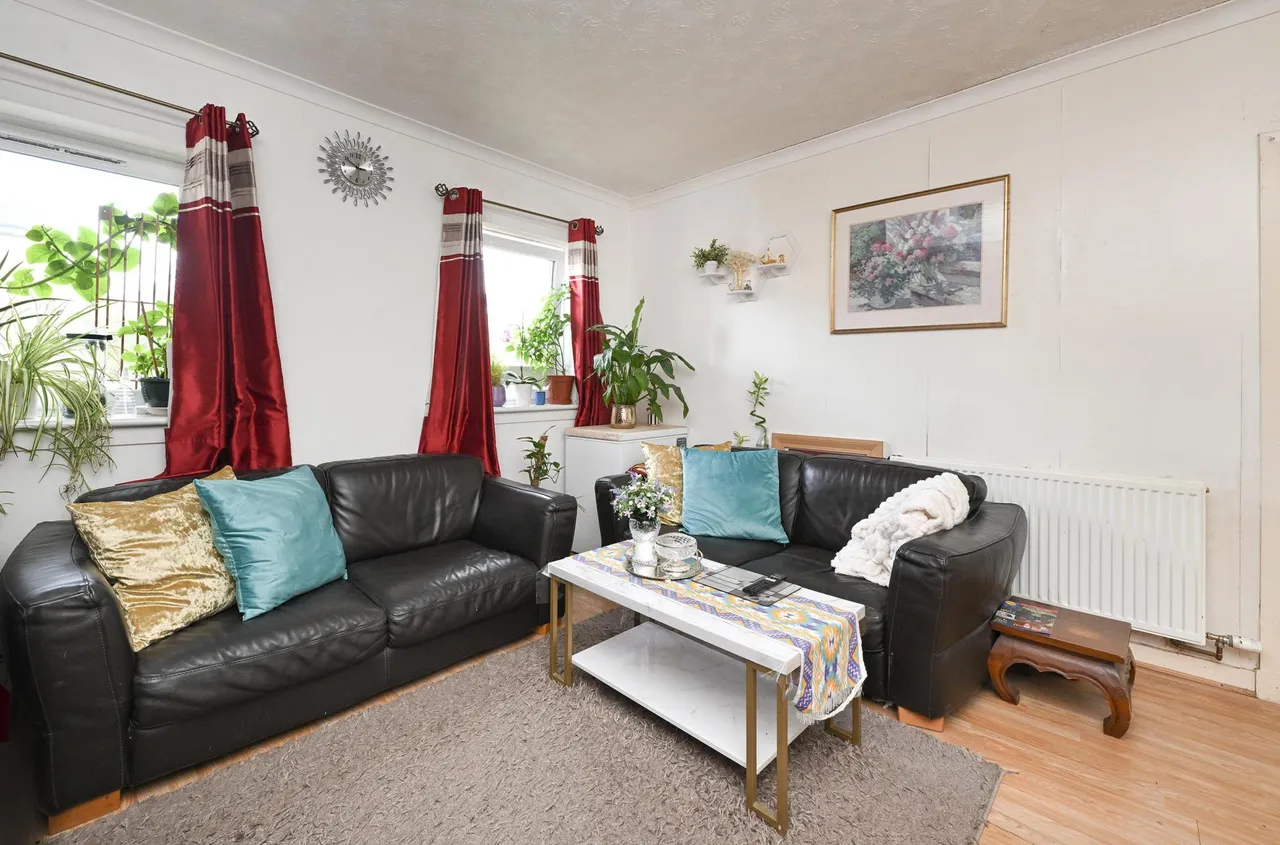 West Pilton Avenue, Edinburgh, EH4, photo 6