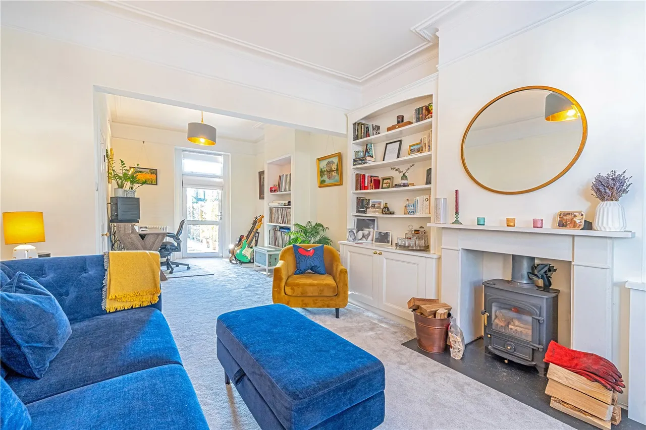 Oldfield Road, Hampton, TW12 2AJ, photo 3