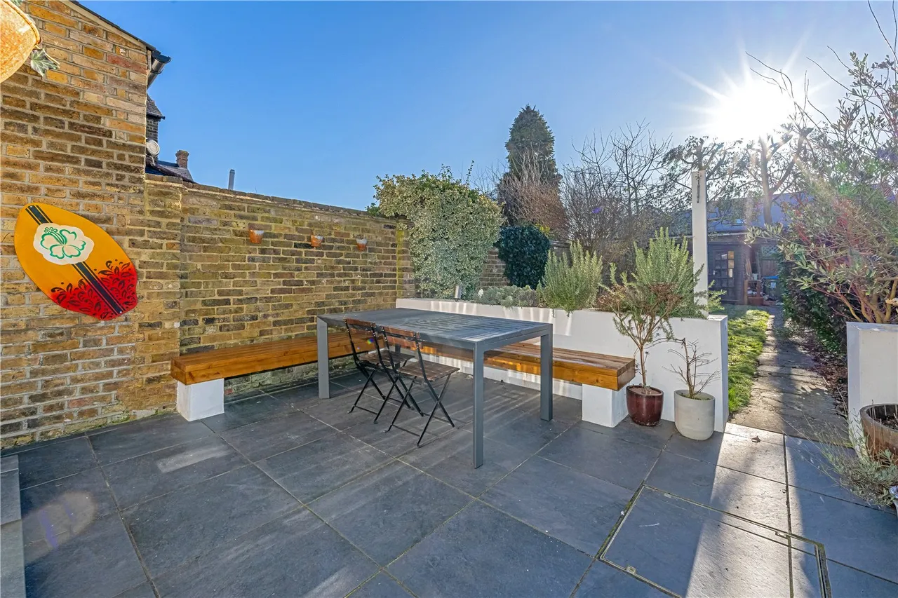 Oldfield Road, Hampton, TW12 2AJ, photo 11