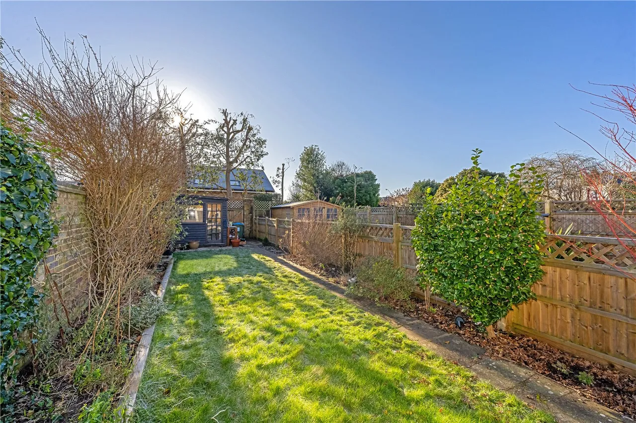 Oldfield Road, Hampton, TW12 2AJ, photo 10